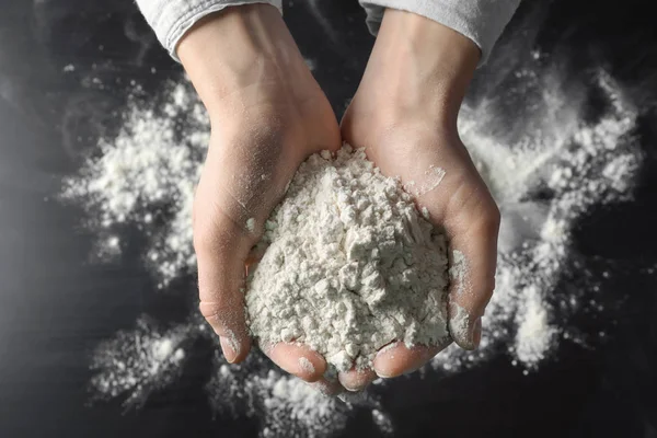 Man Holding Wheat Flour Closeup — Stock Photo, Image