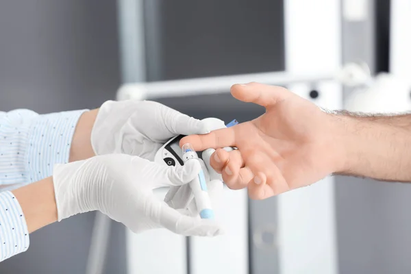 Doctor Taking Sample Diabetic Patient Blood Using Lancet Pen Closeup — Stock Photo, Image