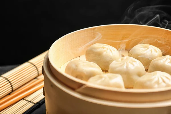 Bamboo Steamer Tasty Baozi Dumplings Table Closeup — Stock Photo, Image