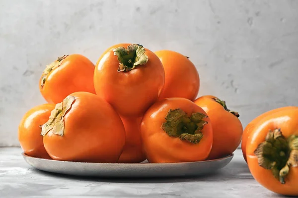 Smaczny dojrzałe persimmons — Zdjęcie stockowe