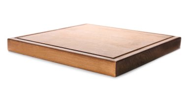 Ahşap beyaz zemin üzerine kurulu. El işi mutfak aletleri