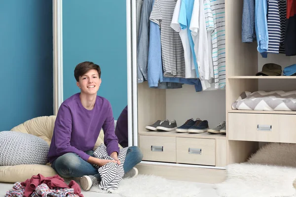 Teenager Sitting Wardrobe Home — Stock Photo, Image