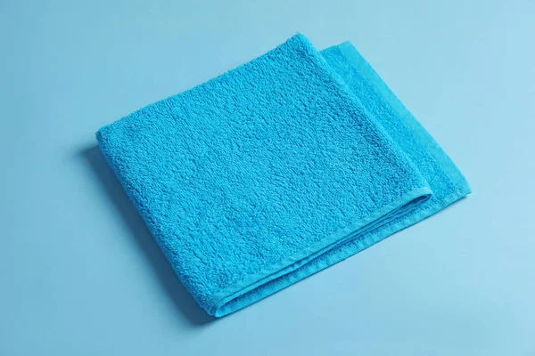 Clean towel on color background — Stock Photo, Image