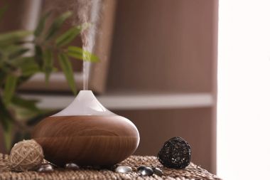 Aroma lamba hasır masada