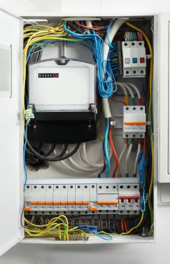 Dağıtım panosu duvar kapalı