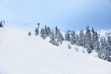 Ski lift dağlar karlı Resort