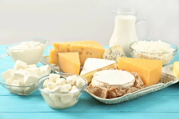 Tablo taze süt ürünleri — Stok fotoğraf