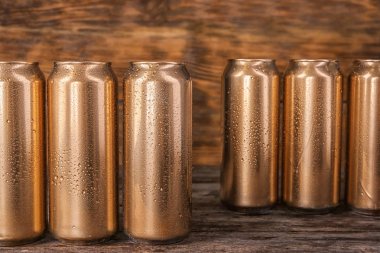 Bira üzerinde ahşap  