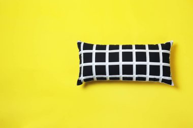 Şık yumuşak yastık