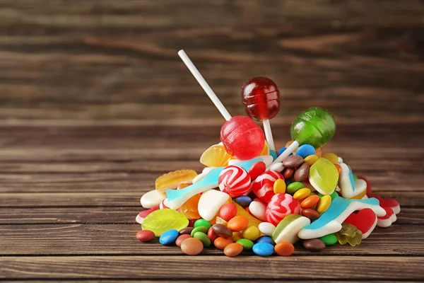 Tablo renkli şekerler — Stok fotoğraf