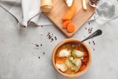 Masada köfte ile lezzetli et suyu