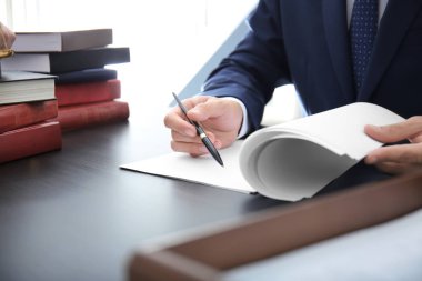 Erkek avukat çalışma Office, portre
