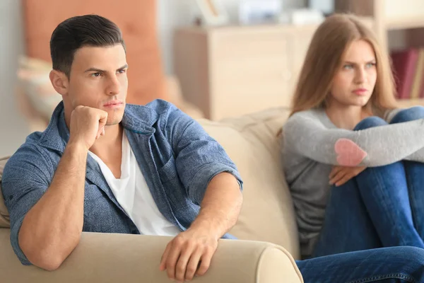 Young couple in quarrel at home — Stock Photo, Image