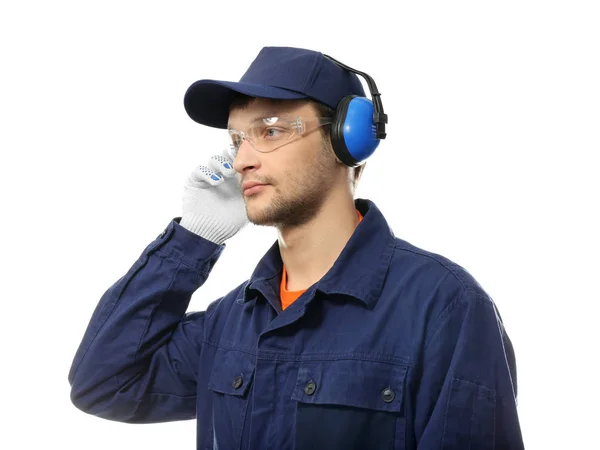Άνδρας εργαζόμενος με ακουστικά — Φωτογραφία Αρχείου