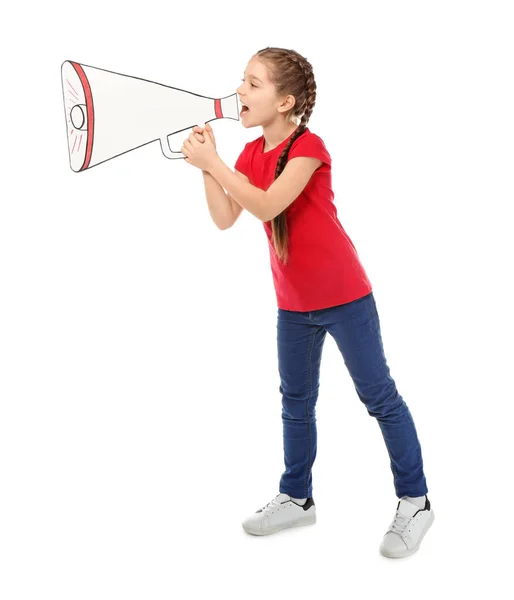 Menina gritando em megafone de papel no fundo branco — Fotografia de Stock