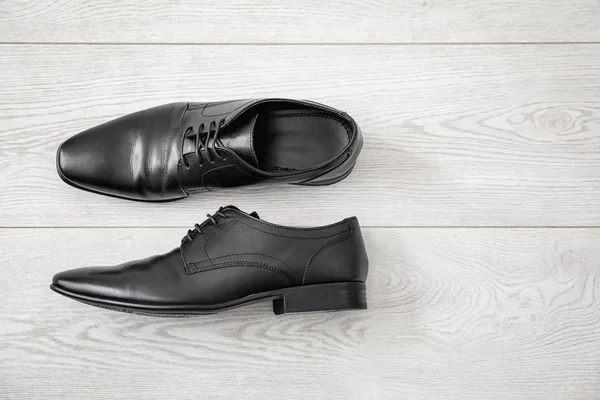 Sapatos masculinos elegantes — Fotografia de Stock