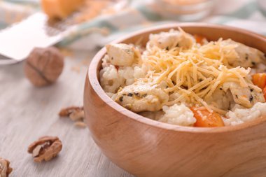 Masada lezzetli kabak risotto ile çanak