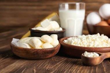 Tablo taze süt ürünleri