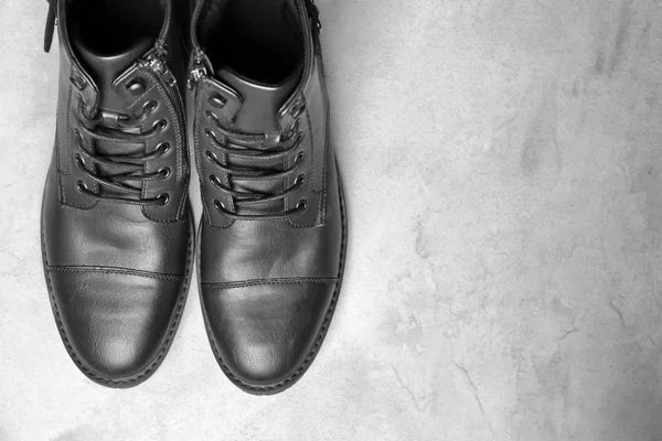 Eleganti scarpe maschili — Foto Stock