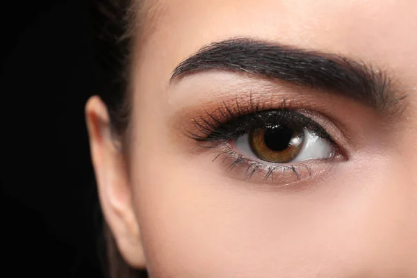 Young Woman Beautiful Eyebrow Closeup — Stock Photo, Image