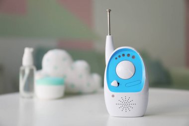 Bebek monitör oda tablo. Radyo dadı