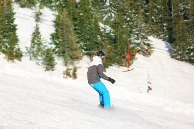 snowboard Kayak pist üzerinde