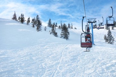 Teleferik ile karlı resort