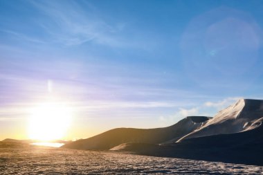 Güzel karlı dağlar