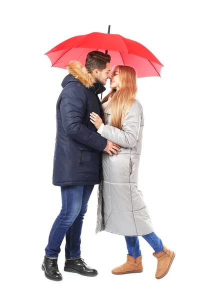 Romantyczna para z jasnym parasol — Zdjęcie stockowe