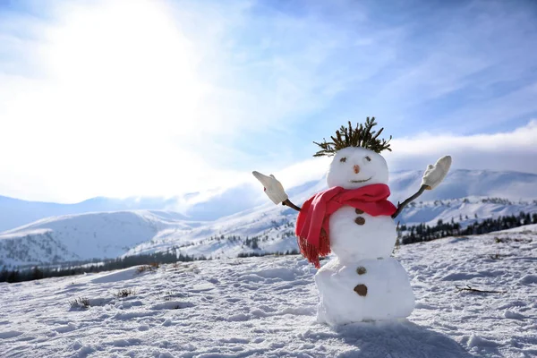 Snögubbe Mountain Resort Solig Dag Vintersemester — Stockfoto