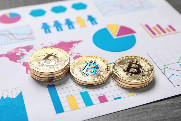 Golden Bitcoins Chart Finance Trading — Stock Photo, Image