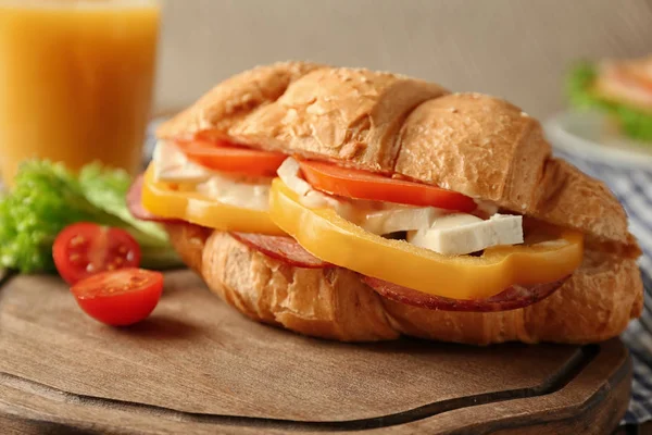 크루아상 샌드위치 — 스톡 사진