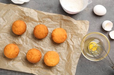 Lezzetli çörekler ve Ürünler tablosundaki. Taze fırın