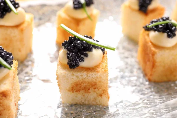 Tasty Black Caviar Appetizer Plate — Stock Photo, Image