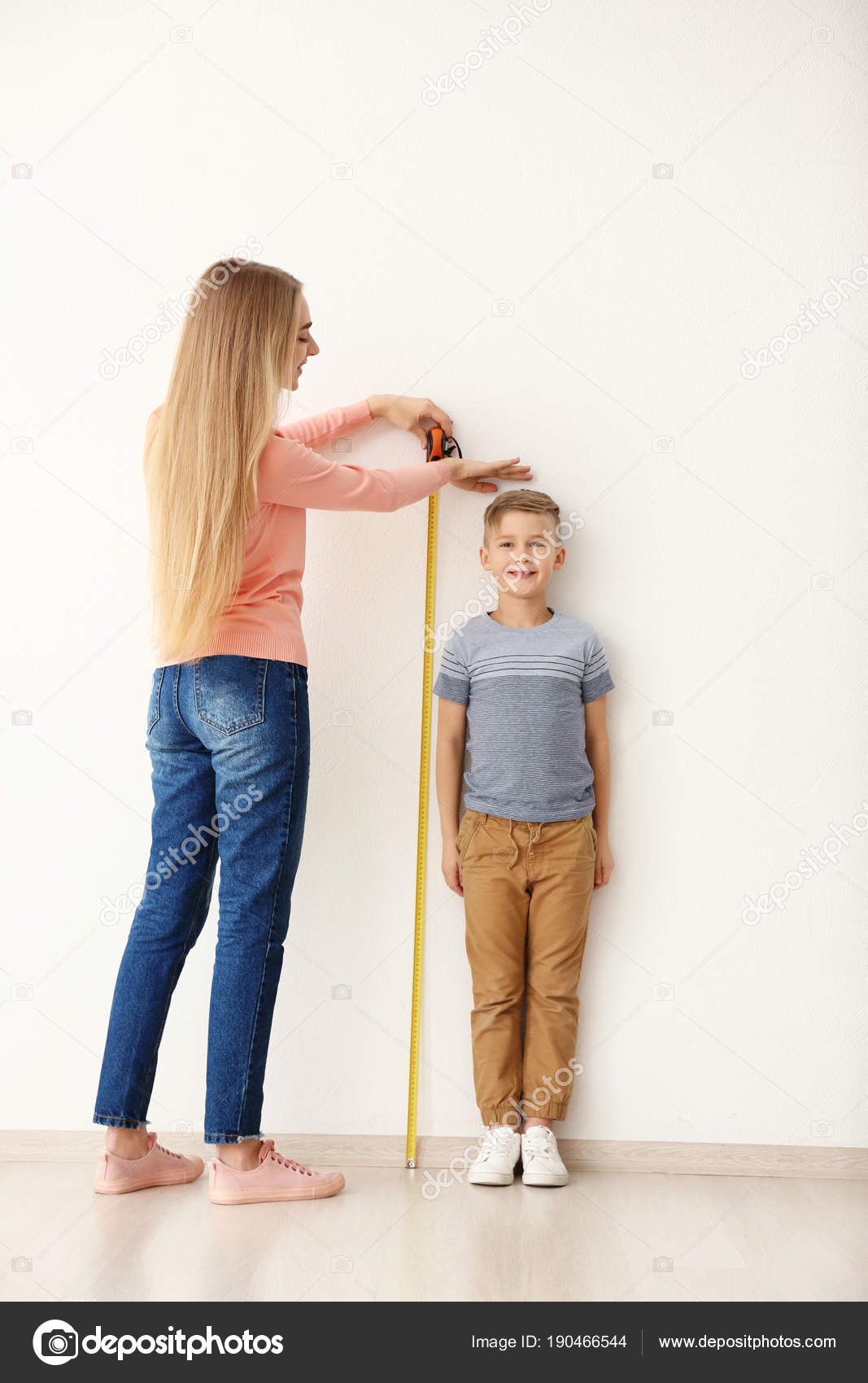 Toddynho medindo a altura