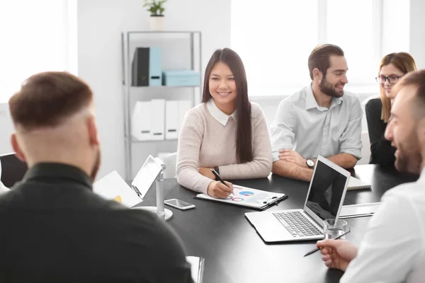 Office Employees Having Meeting Conference Room Finance Trading — Stock Photo, Image