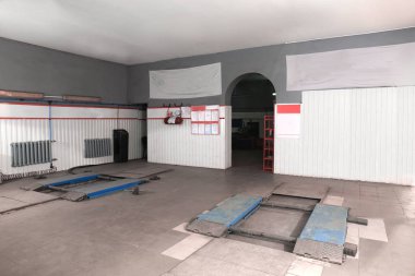 Araba Servis Merkezi iç