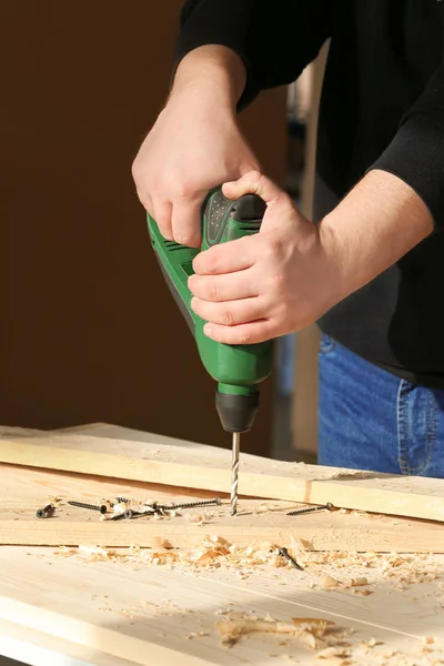 Furo de perfuração de carpinteiro — Fotografia de Stock