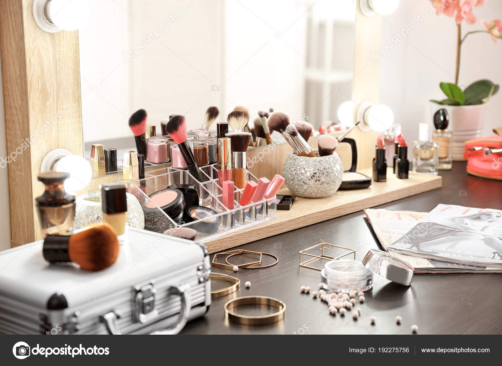 Uitgelezene Modern makeup room — Stock Photo © belchonock #192275756 SA-36
