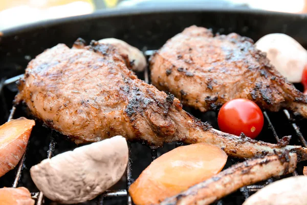 Appetitlich Saftige Spareribs Und Gemüse Auf Dem Grill Aus Nächster — Stockfoto