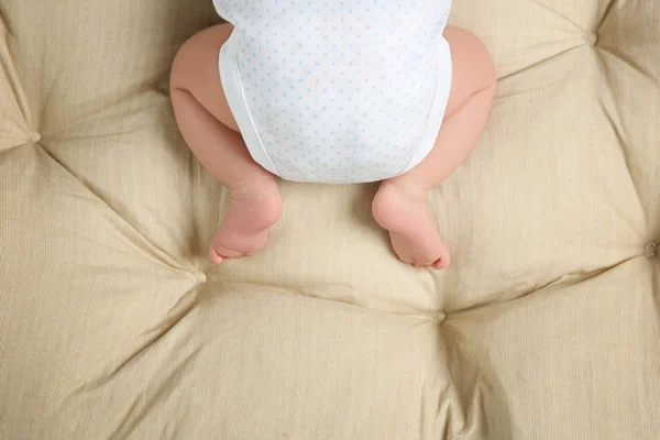 Schattige pasgeboren baby — Stockfoto