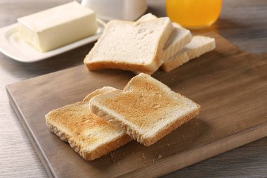 lezzetli kahvaltı tost ile kurulu