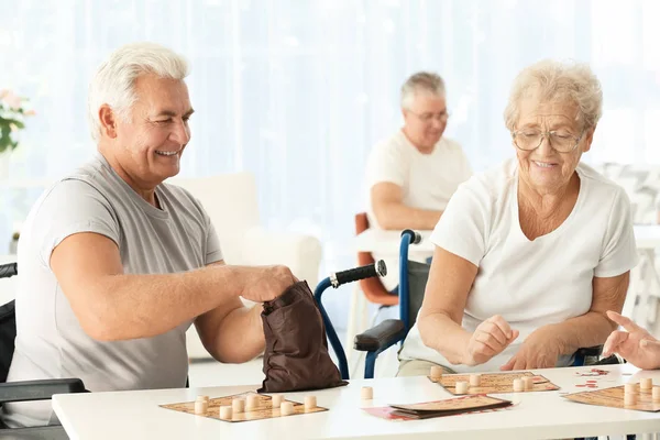 Senior People Playing Lotto Care Home — Stock Photo, Image