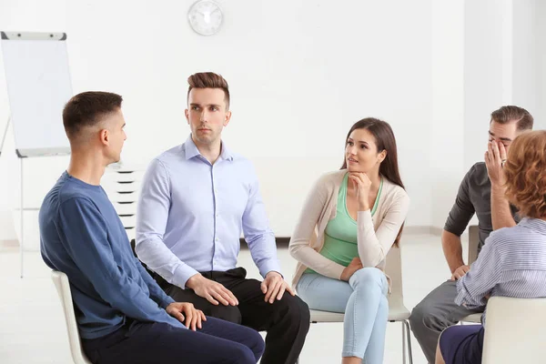 People at  psychotherapy session — Stock Photo, Image