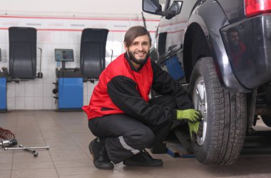 Profesyonel mekanik lastik değiştirme 