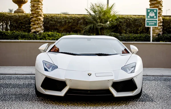 Dubai Emirados Árabes Unidos Janeiro 2017 Supercarro Luxo Branco Lamborghini — Fotografia de Stock