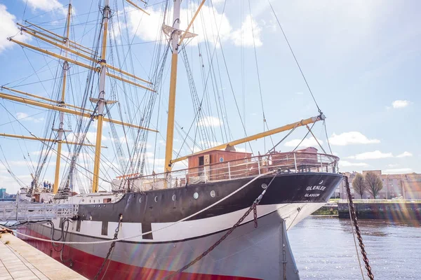 Riverside Müzesi, Glasgow Müzesi ulaşım uzun gemi Glenlee.