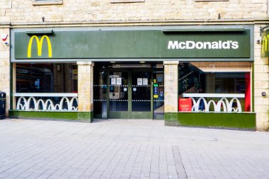 BİRLİK KINGDOM, LANCASTER - 9 HAZİRAN 2020 CUVID 19 Virüsü 'nün tecridi sırasında dükkanın önü