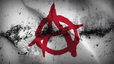 Anarşi sembolü kırmızı beyaz grunge bayrak sallama döngüsü. Beyaz kirli bayrak rüzgarda dalgalanırken anarşi sembolü kırmızı.