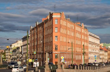 Demir-tren Street, Saint-Petersburg evde